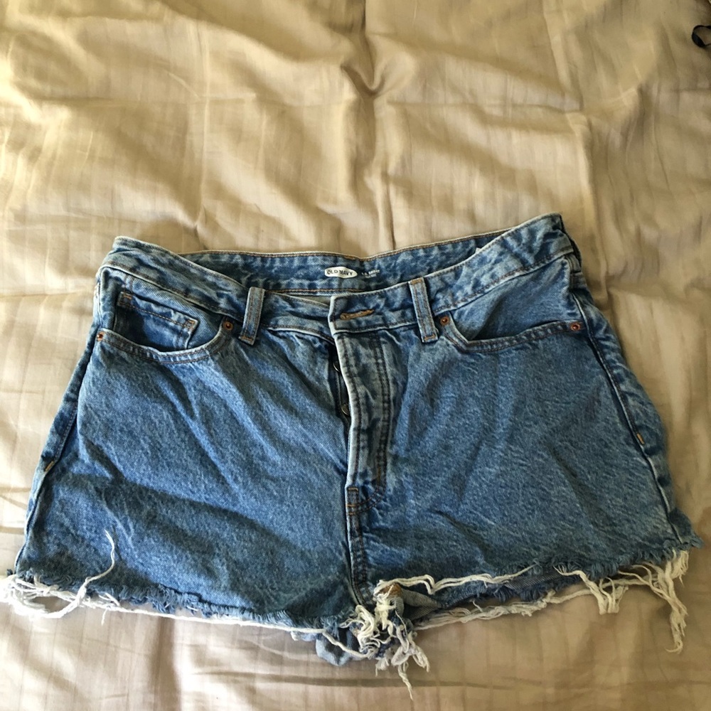 Button fly Jean shorts